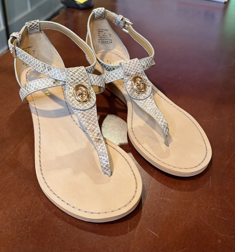 Coach Women’s Beige Animal Print Thong Sandals Ankle Strap Buckle Size 6